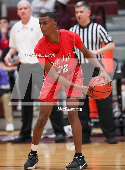 Thumbnail 1 in Austin vs. Del Valle photogallery.