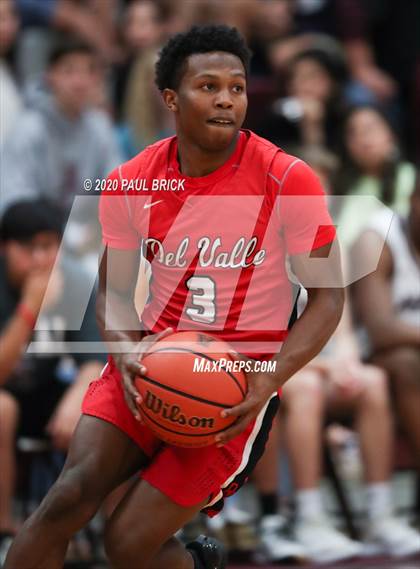 Thumbnail 2 in Austin vs. Del Valle photogallery.