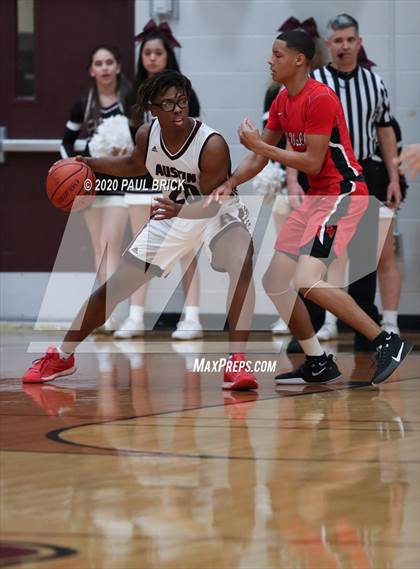 Thumbnail 1 in Austin vs. Del Valle photogallery.