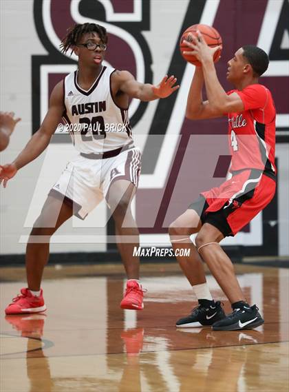 Thumbnail 3 in Austin vs. Del Valle photogallery.