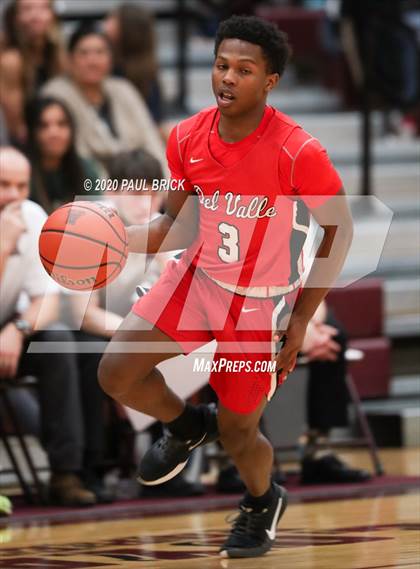 Thumbnail 1 in Austin vs. Del Valle photogallery.