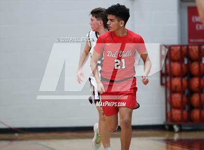 Thumbnail 2 in Austin vs. Del Valle photogallery.