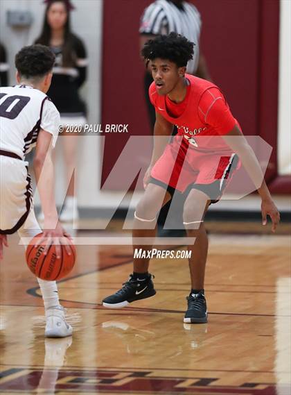 Thumbnail 2 in Austin vs. Del Valle photogallery.