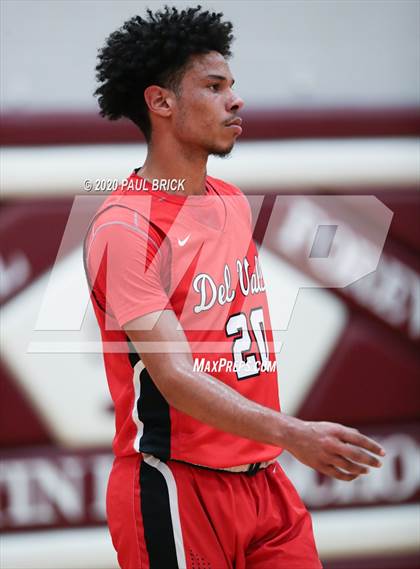 Thumbnail 2 in Austin vs. Del Valle photogallery.