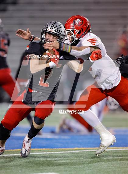 Thumbnail 2 in Loveland vs. Montrose (CHSAA 4A Quarter Finals) photogallery.