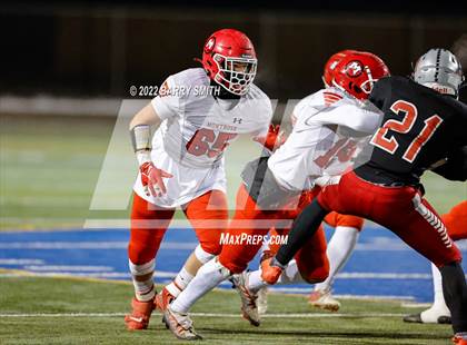 Thumbnail 3 in Loveland vs. Montrose (CHSAA 4A Quarter Finals) photogallery.