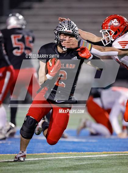 Thumbnail 1 in Loveland vs. Montrose (CHSAA 4A Quarter Finals) photogallery.