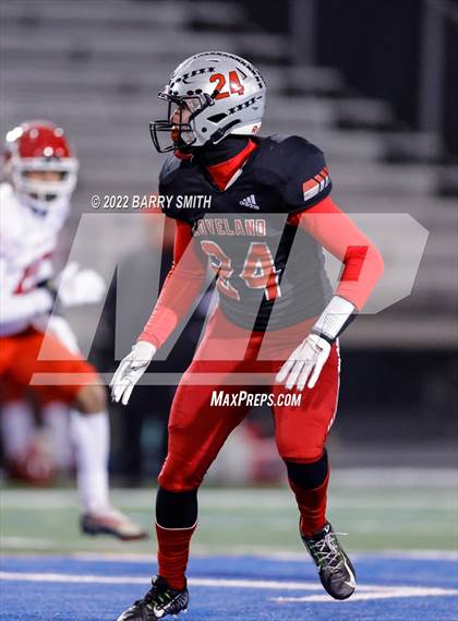 Thumbnail 1 in Loveland vs. Montrose (CHSAA 4A Quarter Finals) photogallery.