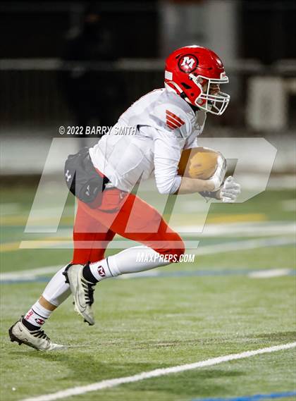 Thumbnail 3 in Loveland vs. Montrose (CHSAA 4A Quarter Finals) photogallery.
