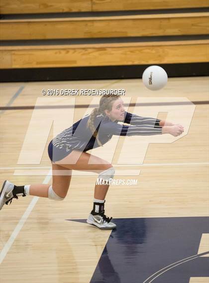 Thumbnail 3 in Coronado vs Legacy (CHSAA 5A Playoff) photogallery.