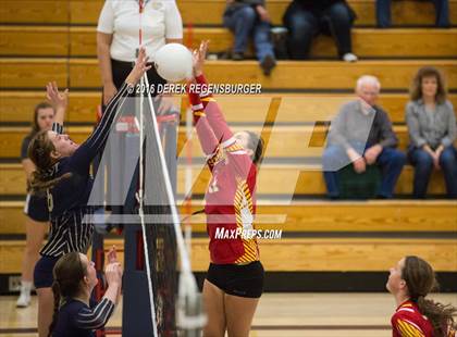 Thumbnail 3 in Coronado vs Legacy (CHSAA 5A Playoff) photogallery.