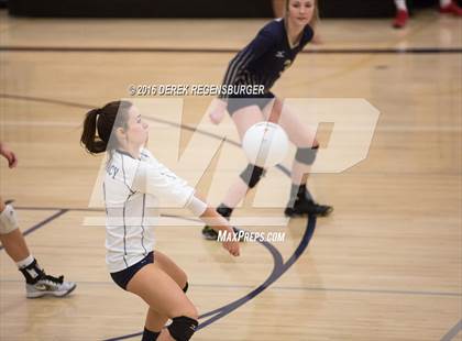 Thumbnail 1 in Coronado vs Legacy (CHSAA 5A Playoff) photogallery.