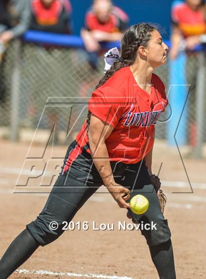 Thumbnail 3 in Robertson @ Espanola Valley (Lady Horsemen Invitational) photogallery.