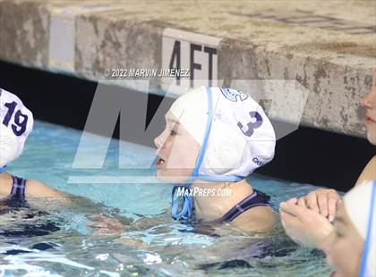 Thumbnail 3 in Westlake vs Camarillo photogallery.
