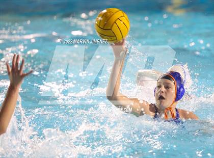 Thumbnail 2 in Westlake vs Camarillo photogallery.