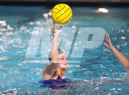 Thumbnail 2 in Westlake vs Camarillo photogallery.