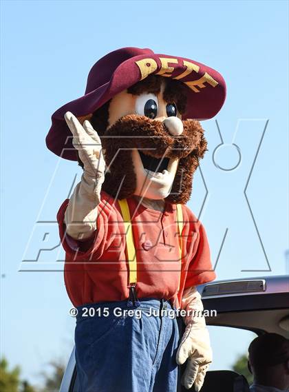 Thumbnail 1 in Petaluma @ Piner (Homecoming) photogallery.