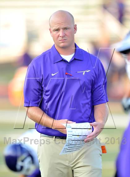 Thumbnail 3 in Alvarado vs Mexia (Dale Hansen Football Classic) photogallery.