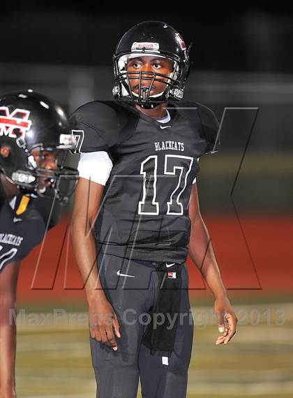 Thumbnail 2 in Alvarado vs Mexia (Dale Hansen Football Classic) photogallery.