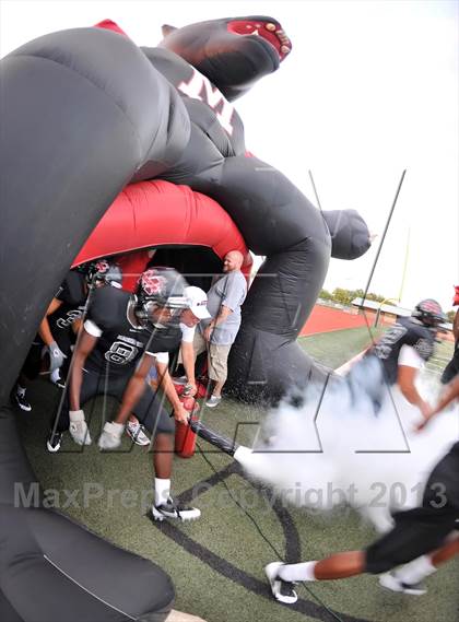 Thumbnail 2 in Alvarado vs Mexia (Dale Hansen Football Classic) photogallery.