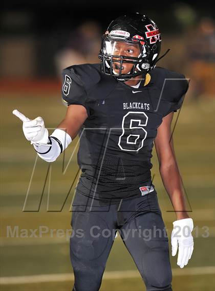 Thumbnail 1 in Alvarado vs Mexia (Dale Hansen Football Classic) photogallery.