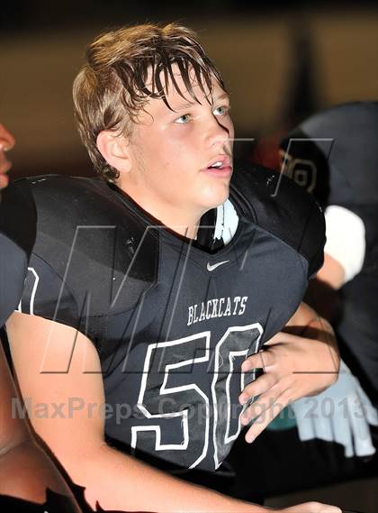 Thumbnail 3 in Alvarado vs Mexia (Dale Hansen Football Classic) photogallery.