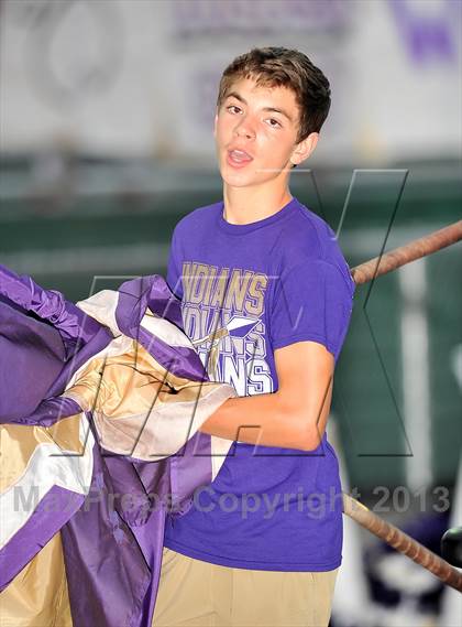 Thumbnail 2 in Alvarado vs Mexia (Dale Hansen Football Classic) photogallery.