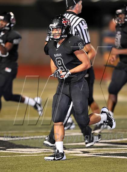 Thumbnail 3 in Alvarado vs Mexia (Dale Hansen Football Classic) photogallery.