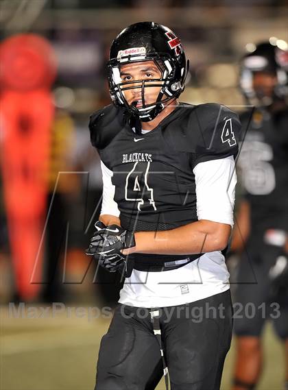 Thumbnail 2 in Alvarado vs Mexia (Dale Hansen Football Classic) photogallery.