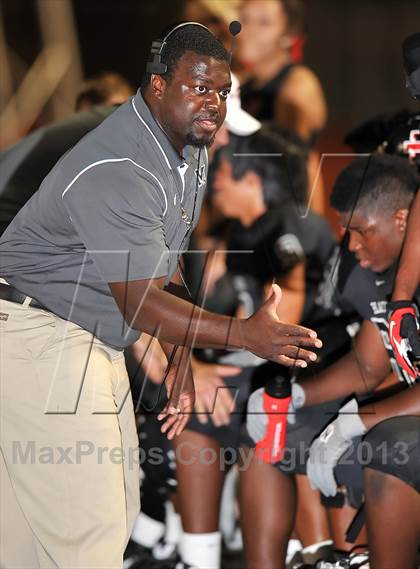 Thumbnail 3 in Alvarado vs Mexia (Dale Hansen Football Classic) photogallery.