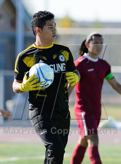 Thumbnail 1 in Capital Christian vs. Encina Prep (CIF SJS D6 Final) photogallery.