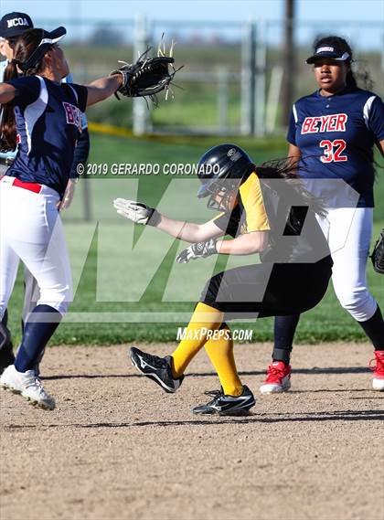 Thumbnail 3 in Beyer @ Lathrop photogallery.