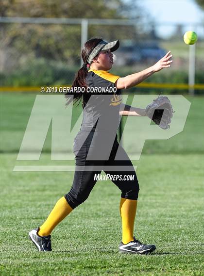 Thumbnail 1 in Beyer @ Lathrop photogallery.