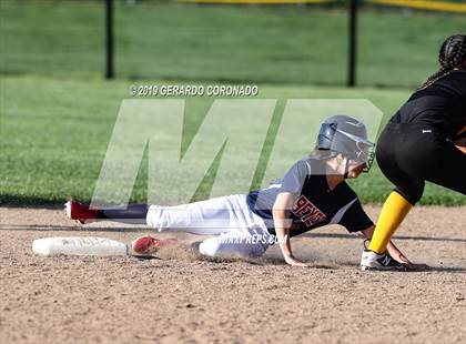Thumbnail 3 in Beyer @ Lathrop photogallery.