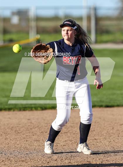 Thumbnail 2 in Beyer @ Lathrop photogallery.