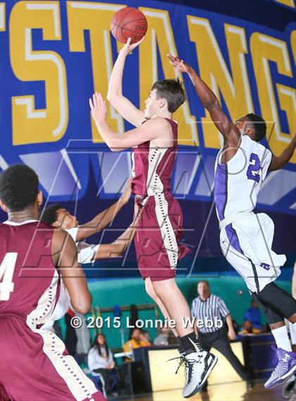 Thumbnail 3 in New Rochelle vs Iona Prep (Hoops for a Cure Showcase) photogallery.