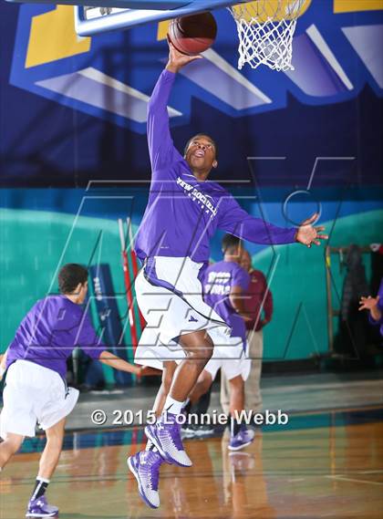Thumbnail 1 in New Rochelle vs Iona Prep (Hoops for a Cure Showcase) photogallery.