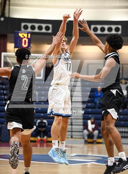 Thumbnail 2 in St. Joseph vs Christian Brothers Academy (Shore Classic Showcase) photogallery.