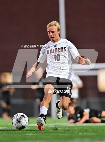 Thumbnail 2 in Ryle vs Dixie Heights   photogallery.