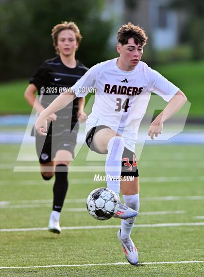 Thumbnail 2 in Ryle vs Dixie Heights   photogallery.