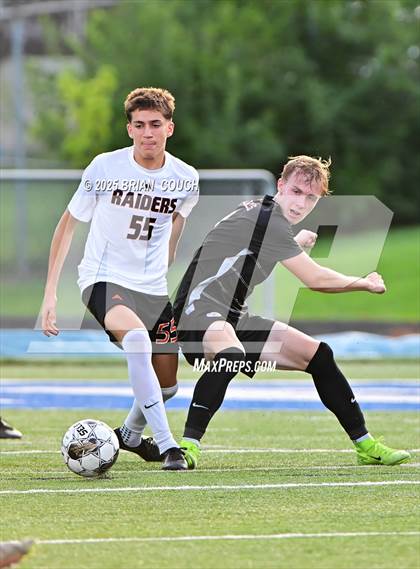Thumbnail 2 in Ryle vs Dixie Heights   photogallery.