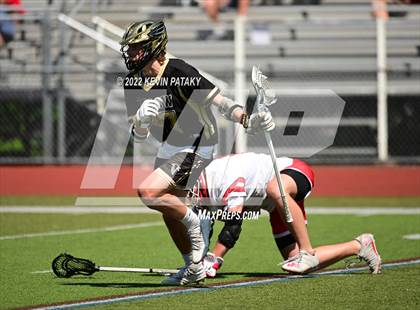 Thumbnail 3 in Joel Barlow @ Cheshire (CIAC Class M Quarterfinal) photogallery.