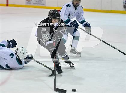 Thumbnail 2 in Parsippany Regional @ Morris Catholic/Depaul photogallery.