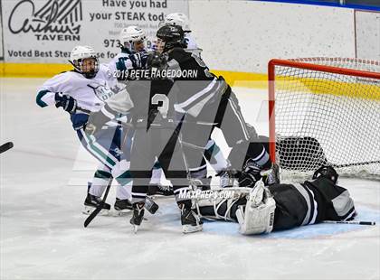 Thumbnail 2 in Parsippany Regional @ Morris Catholic/Depaul photogallery.