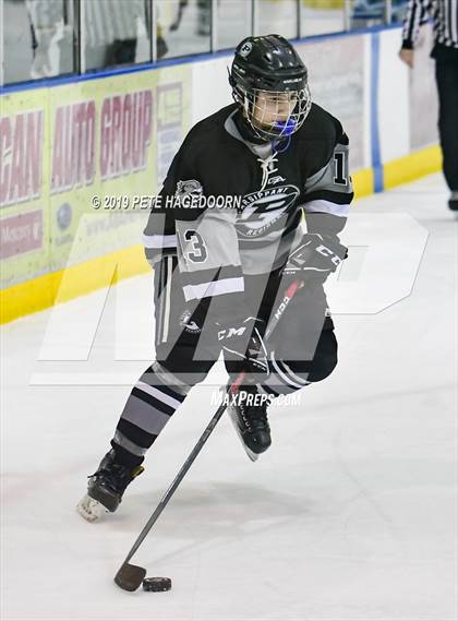 Thumbnail 3 in Parsippany Regional @ Morris Catholic/Depaul photogallery.