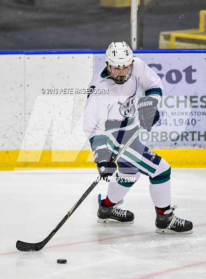 Thumbnail 1 in Parsippany Regional @ Morris Catholic/Depaul photogallery.