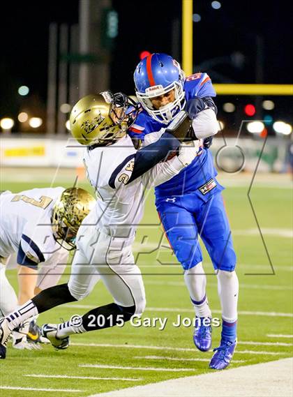 Thumbnail 3 in Elk Grove vs. Folsom (CIF SJS D1 Final) photogallery.