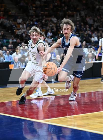 Thumbnail 1 in Mountain Vista vs. Valor Christian (CHSAA 6A Great 8) photogallery.