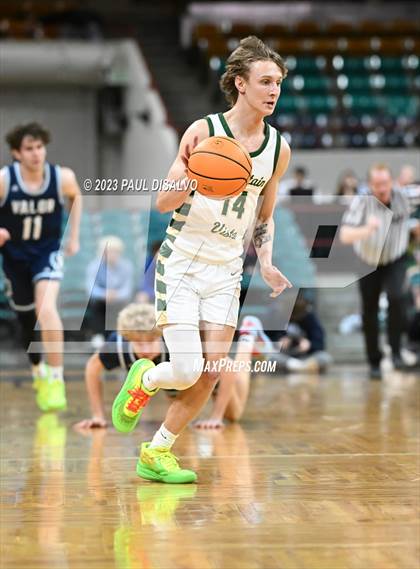 Thumbnail 3 in Mountain Vista vs. Valor Christian (CHSAA 6A Great 8) photogallery.