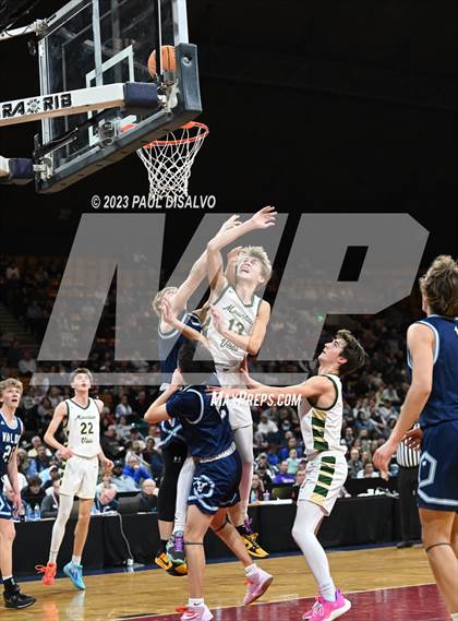 Thumbnail 2 in Mountain Vista vs. Valor Christian (CHSAA 6A Great 8) photogallery.